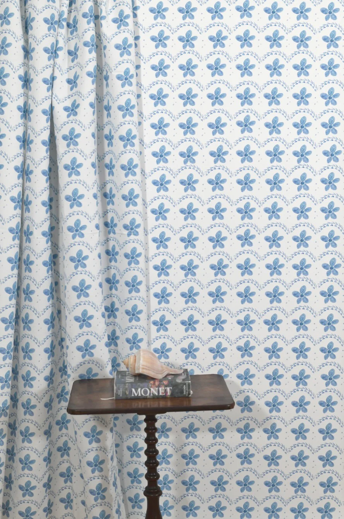 Alexandra in Sea Wallpaper