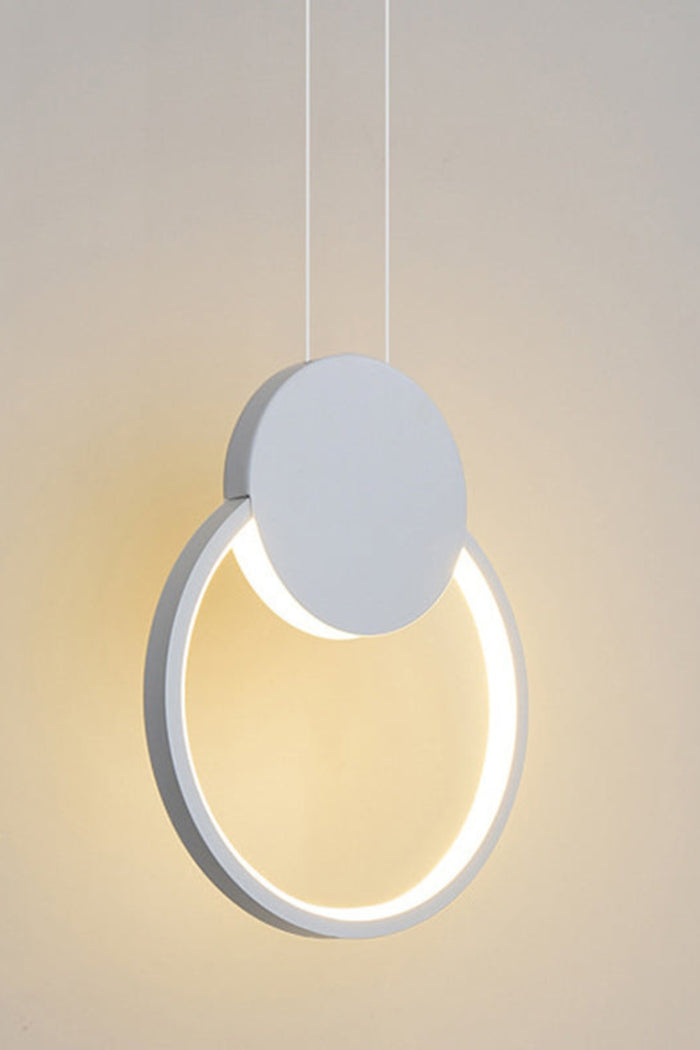 Circular  Dia 20.3cm x H 26.7cm / ∅ 8″ x H 10.5″ / White