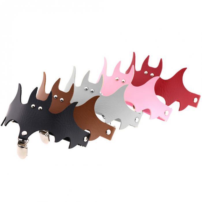 Bat Garter Stocking Clip