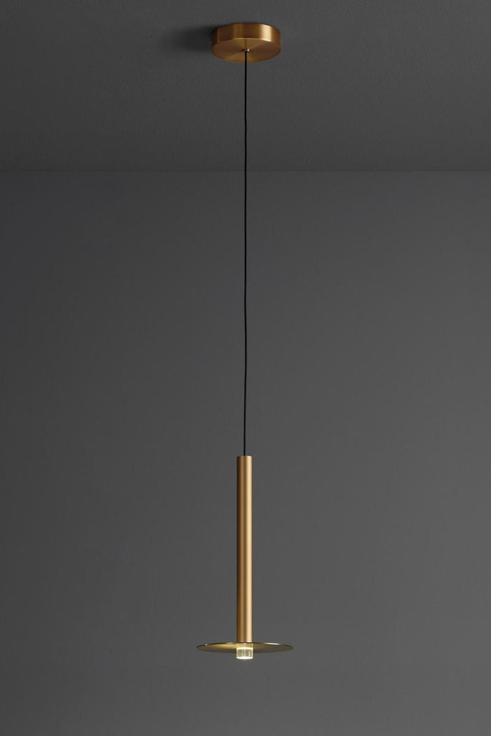 Dia 23cm x H 45cm / ∅ 9.1″ x H 17.7″ / Brass