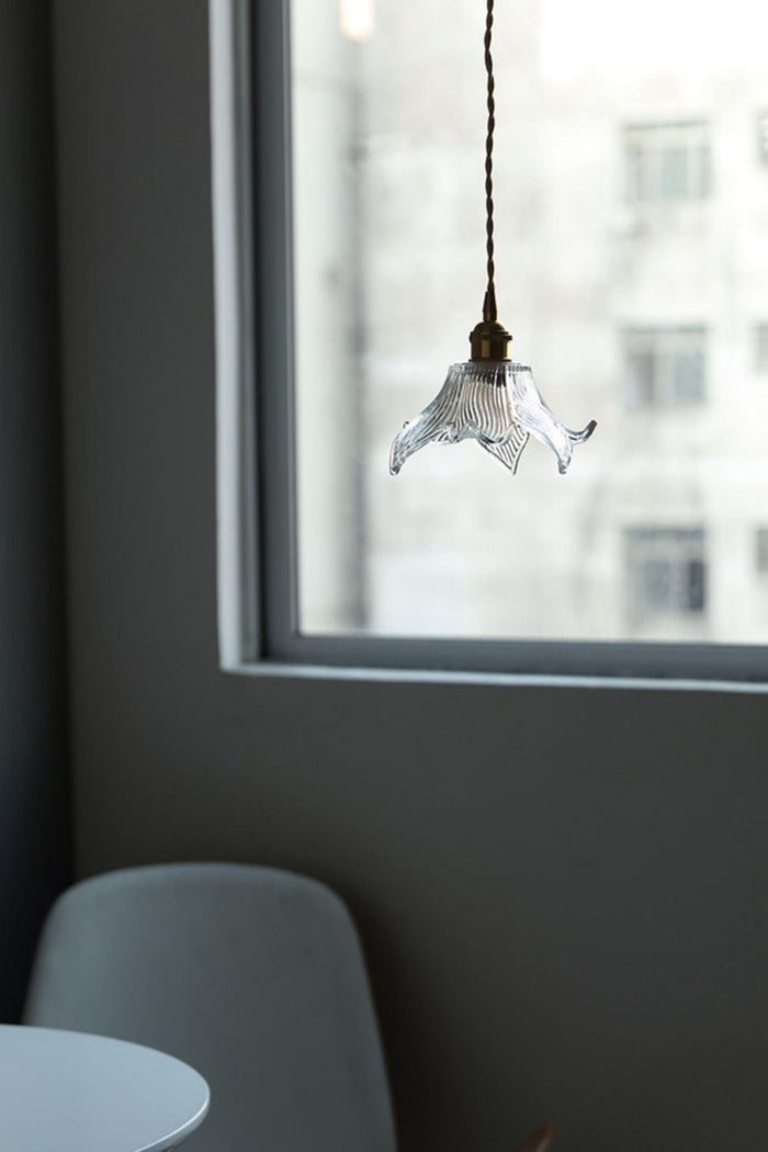 Clear Petal Glass Pendant Lamp - view 7 | SamuLighting