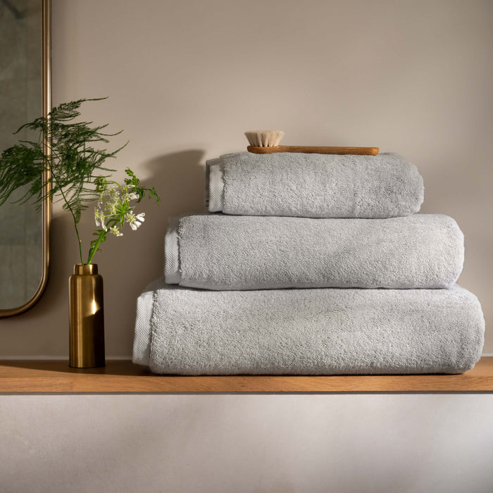 Light Grey Supima Cotton Bath Sheet close-up detail 1 | Soak and Sleep