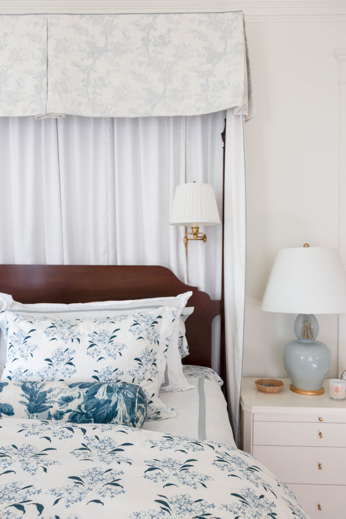 Lilac in Blue Flat Sheet