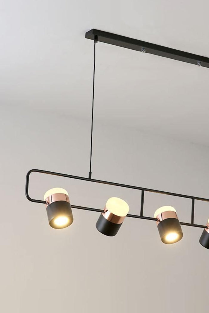 5 Heads L 110cm x H 18cm / L 43.3″ x H 7.1″ / Gold+White