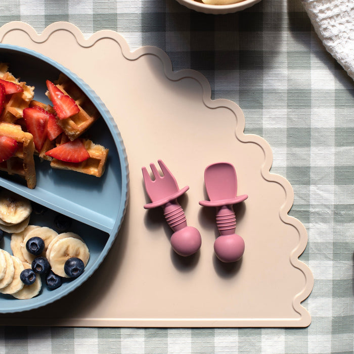 Mabel & Fox - Silicone Scalloped Placemat - Beige - Mabel & Fox