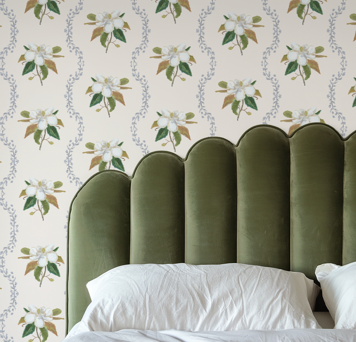 Maggie in Cream Wallpaper