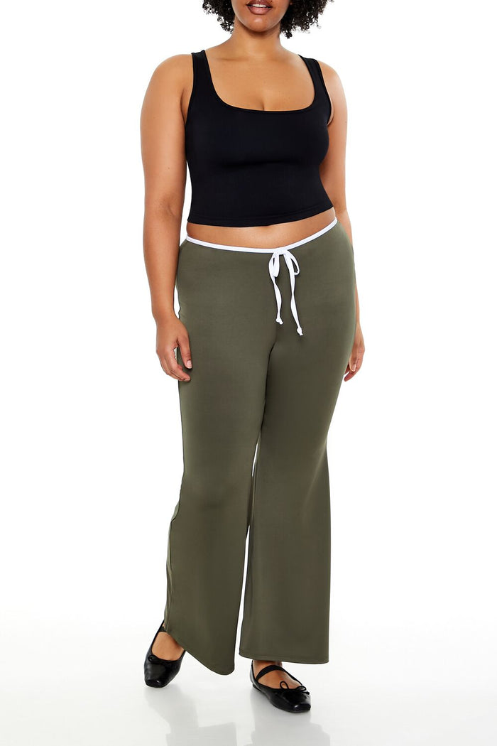 Plus Size Tie-Waist Flare Leggings