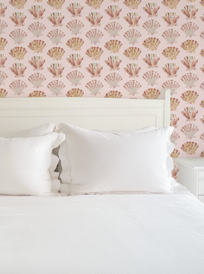Scallops in Blush Wallpaper