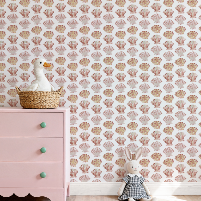 Scallops in White Wallpaper
