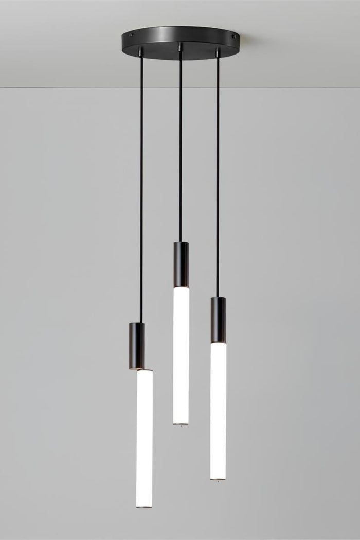3 heads Dimensions: Dia 20cm x H 150cm / ∅ 7.9″ x H 59″ / Black