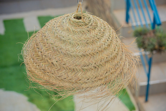 Suspension en forme de parapluie en paille de doum tressée en fibres naturelles - Africancreates