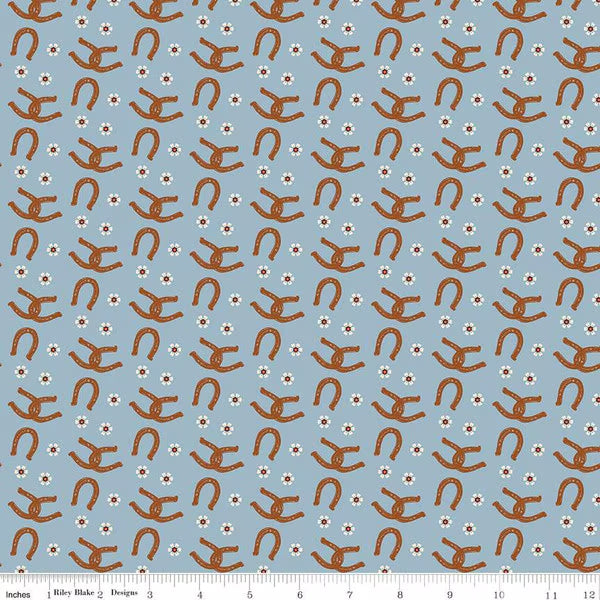 Table Runners & Placemats - Wild Rose Horseshoes Blue Cotton