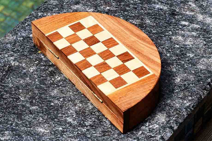 Travel Folding Magnetic Round Chess Set in Sheesham & Maple 8.75"- King